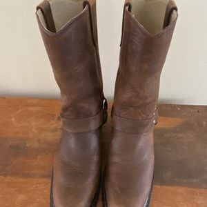 Durango tan women’s boots EUC